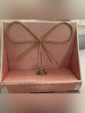 🆕- cupcakes & cashmere at home Gold Bow Tree Topper With Diamond Crystal Accents